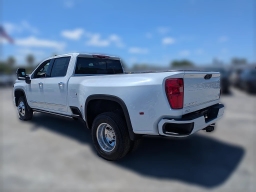 Chevrolet Silverado 3500HD High Country 4WD Crew Cab 172" 2026