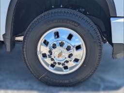 Chevrolet Silverado 3500HD High Country 4WD Crew Cab 172" 2026
