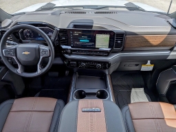 Chevrolet Silverado 3500HD High Country 4WD Crew Cab 172" 2026