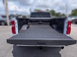 Chevrolet Silverado 3500HD High Country 4WD Crew Cab 172" 2026