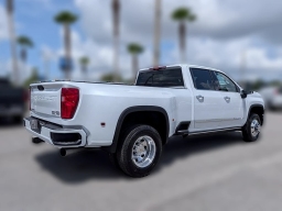 Chevrolet Silverado 3500HD High Country 4WD Crew Cab 172" 2026