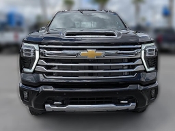 Chevrolet Silverado 3500HD High Country 4WD Crew Cab 172" 2026