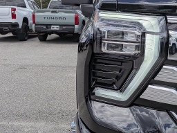 Chevrolet Silverado 3500HD High Country 4WD Crew Cab 172" 2026