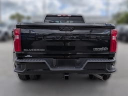 Chevrolet Silverado 3500HD High Country 4WD Crew Cab 172" 2026
