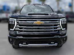 Chevrolet Silverado 3500HD High Country 4WD Crew Cab 172" 2026