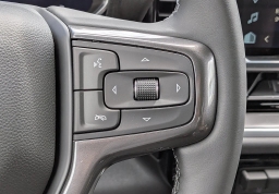 Chevrolet Silverado 3500HD High Country 4WD Crew Cab 172" 2026