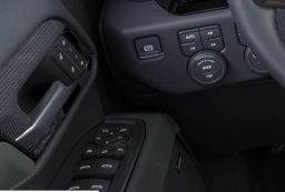 Chevrolet Silverado 2500HD ZR2 4WD Crew Cab 159" 2026