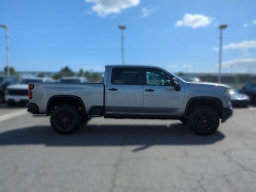 Chevrolet Silverado 2500HD ZR2 4WD Crew Cab 159" 2026