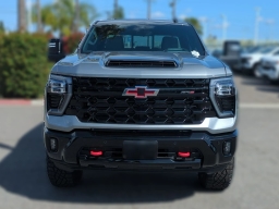 Chevrolet Silverado 2500HD ZR2 4WD Crew Cab 159" 2026