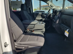 Chevrolet Silverado 1500 Custom 2WD Crew Cab 147" 2026