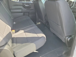 Chevrolet Silverado 1500 Custom 2WD Crew Cab 147" 2026