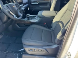Chevrolet Silverado 1500 LT 2WD Crew Cab 147" 2026