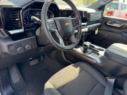 Chevrolet Silverado 1500 LT 2WD Crew Cab 157" 2026