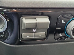 Chevrolet Silverado 1500 LT 2WD Crew Cab 147" 2026