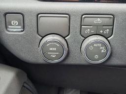 Chevrolet Silverado 1500 LT 2WD Crew Cab 147" 2026