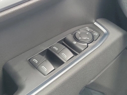 Chevrolet Silverado 1500 LT 2WD Crew Cab 147" 2026