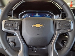 Chevrolet Silverado 1500 LT 2WD Crew Cab 147" 2026