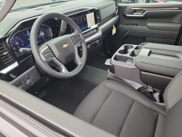 Chevrolet Silverado 1500 LT 2WD Crew Cab 147" 2026