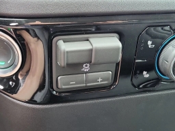 Chevrolet Silverado 1500 LT 2WD Crew Cab 147" 2026