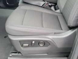 Chevrolet Silverado 1500 LT 2WD Crew Cab 147" 2026
