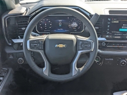 Chevrolet Silverado 1500 LT 2WD Crew Cab 147" 2026