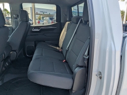 Chevrolet Silverado 1500 LT 2WD Crew Cab 147" 2026