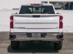 Chevrolet Silverado 1500 LT 2WD Crew Cab 147" 2026