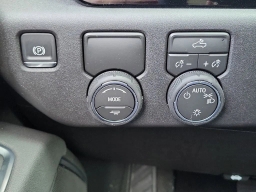 Chevrolet Silverado 1500 LT 2WD Crew Cab 157" 2026
