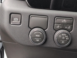 Chevrolet Silverado 1500 RST 2WD Crew Cab 147" 2026
