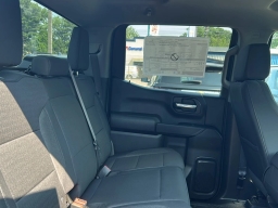 Chevrolet Silverado 1500 Custom 4WD Crew Cab 147" 2026