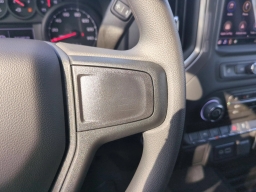 Chevrolet Silverado 1500 Custom 4WD Crew Cab 147" 2026