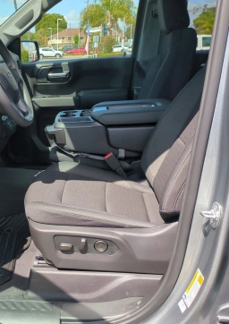 Chevrolet Silverado 1500 Custom 4WD Crew Cab 147" 2026