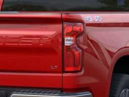 Chevrolet Silverado 1500 LT 4WD Crew Cab 147" 2026