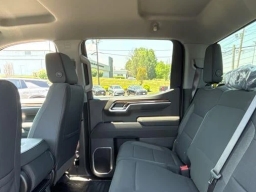Chevrolet Silverado 1500 LT 4WD Crew Cab 147" 2026