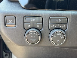 Chevrolet Silverado 1500 LT 4WD Crew Cab 147" 2026