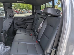 Chevrolet Colorado 2WD LT Crew Cab 2026