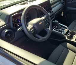 Chevrolet Colorado 4WD Work Truck Crew Cab 2026