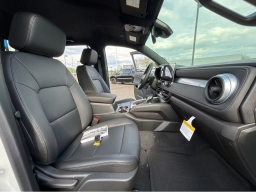Chevrolet Colorado 4WD LT Crew Cab 2026