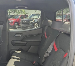 Chevrolet Colorado 4WD Z71 Crew Cab 2026