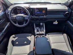 Chevrolet Colorado 4WD Trail Boss Crew Cab 2026