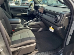 Chevrolet Colorado 4WD Trail Boss Crew Cab 2026