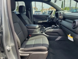 Chevrolet Colorado 4WD Trail Boss Crew Cab 2026