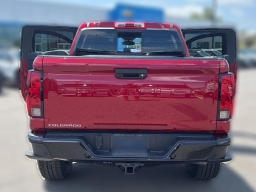 Chevrolet Colorado 4WD Trail Boss Crew Cab 2026
