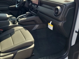 Chevrolet Colorado 4WD Trail Boss Crew Cab 2026