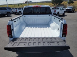 Chevrolet Colorado 4WD Trail Boss Crew Cab 2026