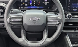 Chevrolet Colorado 4WD Trail Boss Crew Cab 2026