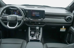Chevrolet Colorado 4WD Trail Boss Crew Cab 2026