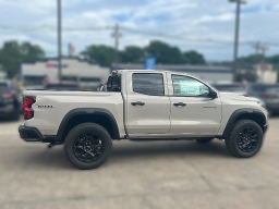 Chevrolet Colorado 4WD Trail Boss Crew Cab 2026