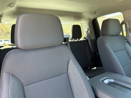 Chevrolet Silverado 1500 Custom 4WD Double Cab 147" 2026