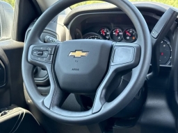 Chevrolet Silverado 1500 Custom 4WD Double Cab 147" 2026